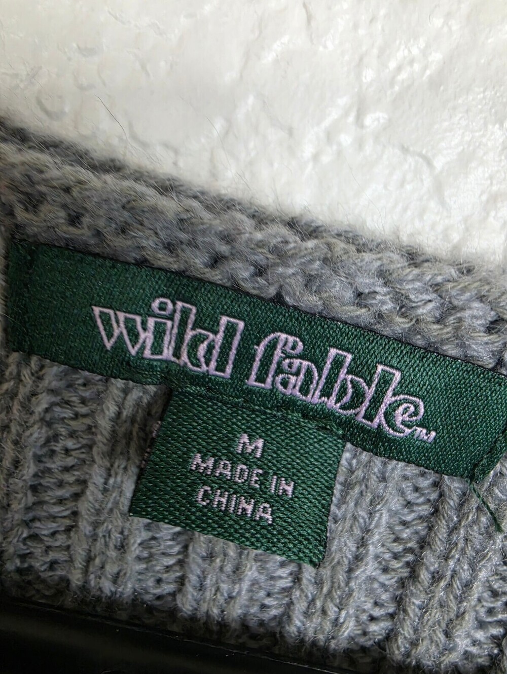 Wild Fable Gray Ribbed V-Neck Sweater Medium - Picture 3 of 4